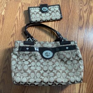 Coach Penelope Carryall and Wallet Set. EUC!